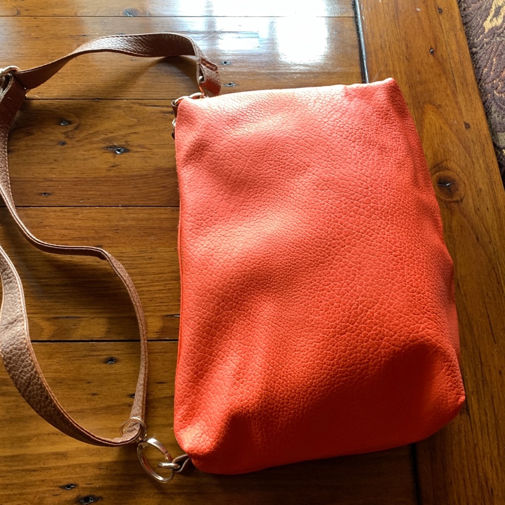Small handbag or cosmetic bag